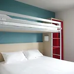 Kyriad Direct Mont De Marsan - St Avit 2*