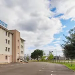 ホテル Kyriad Direct Mont De Marsan - St Avit