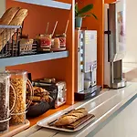 Kyriad Direct Mont De Marsan - St Avit ホテル 2*