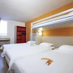 Kyriad Direct Mont De Marsan - St Avit Saint-Avit (Landes)