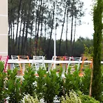 Kyriad Direct Mont De Marsan - St Avit Hotel