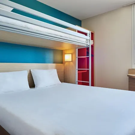 Kyriad Direct Mont De Marsan - St Avit Saint-Avit