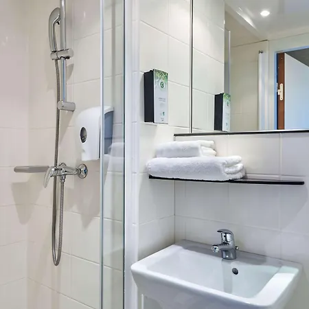 Kyriad Direct Mont De Marsan - St Avit 2*