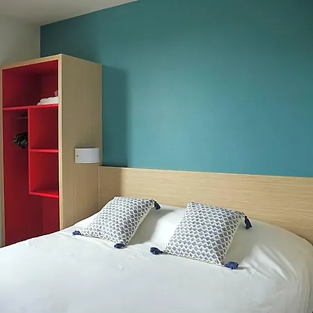 Hotel Kyriad Direct Mont De Marsan - St Avit 2*