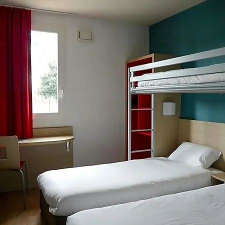 Hotel Kyriad Direct Mont De Marsan - St Avit
