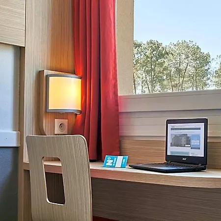 Kyriad Direct Mont De Marsan - St Avit 2*
