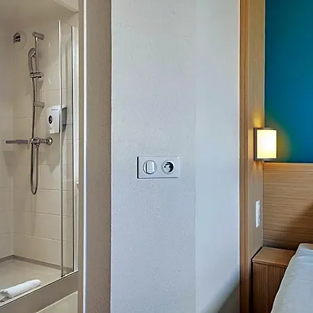 Hotel Kyriad Direct Mont De Marsan - St Avit Saint-Avit (Landes)