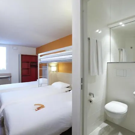 Kyriad Direct Mont De Marsan - St Avit