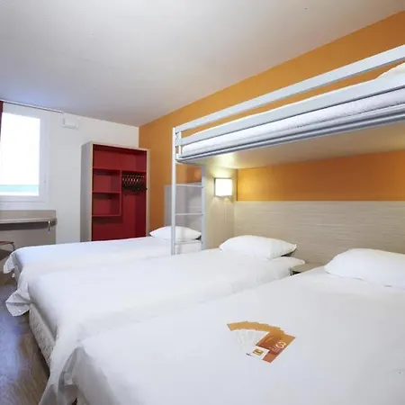 Kyriad Direct Mont De Marsan - St Avit Saint-Avit