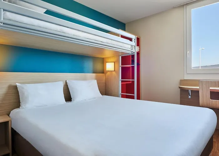 Kyriad Direct Mont De Marsan - St Avit Saint-Avit