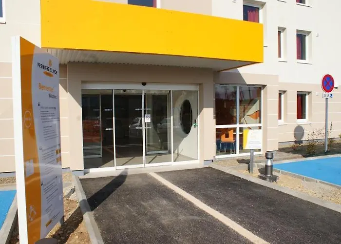 Kyriad Direct Mont De Marsan - St Avit Saint-Avit (Landes)