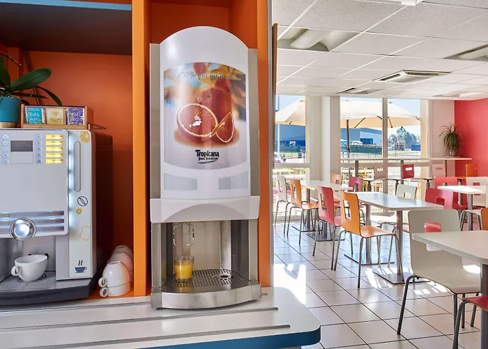 Kyriad Direct Mont De Marsan - St Avit Saint-Avit (Landes)