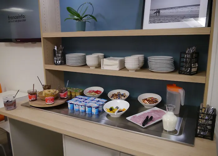 Kyriad Direct Mont De Marsan - St Avit