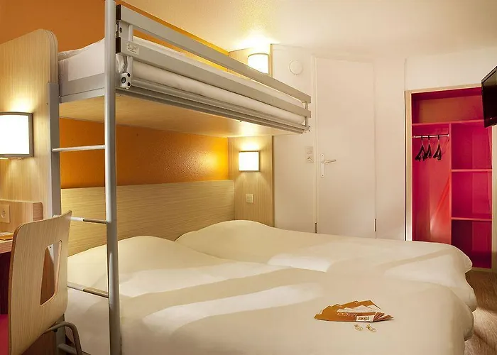 Hotel Kyriad Direct Mont De Marsan - St Avit