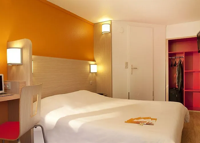 Hotel Kyriad Direct Mont De Marsan - St Avit Saint-Avit (Landes)