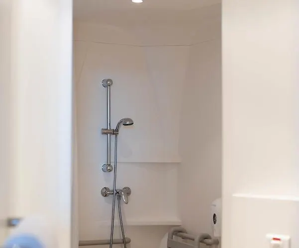 Kyriad Direct Mont De Marsan - St Avit Hotel