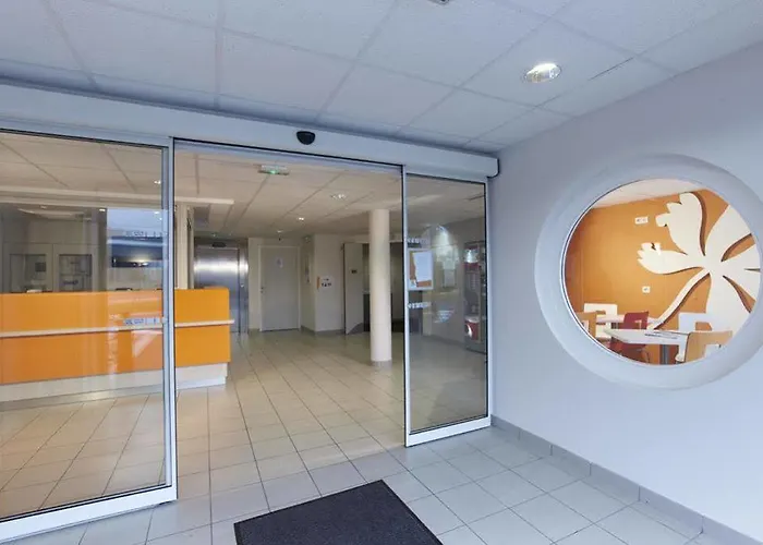 Hotel Kyriad Direct Mont De Marsan - St Avit