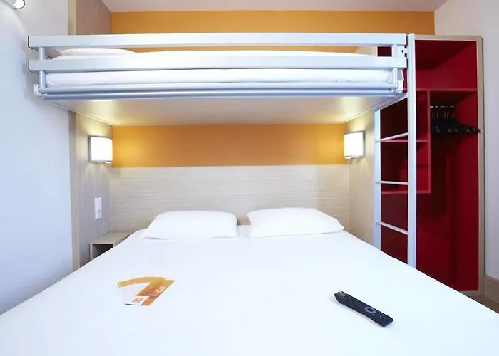 Kyriad Direct Mont De Marsan - St Avit Hotel