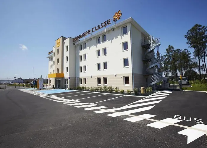 Kyriad Direct Mont De Marsan - St Avit 2* Saint-Avit